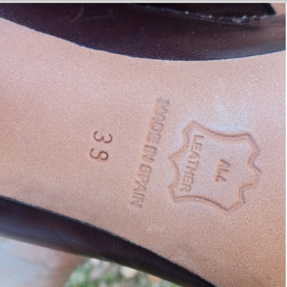 Designer Magrit Real Leather Court Heeled Shoes - Picture 7 of 14